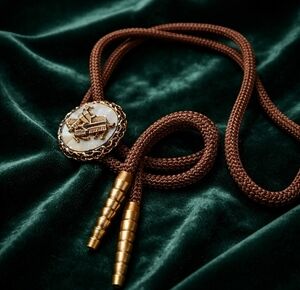 Vintage Western Bolo Tie – Knight Horse Design Mother of Pearl Bolo Necklace